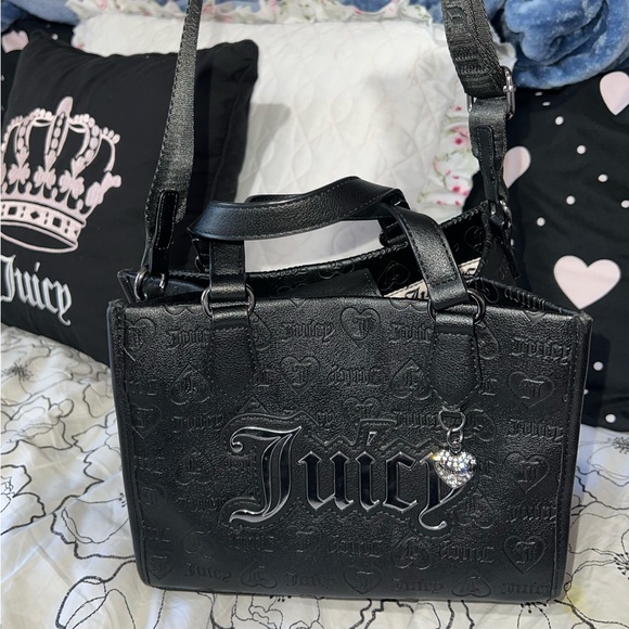 Juicy Couture Handbags - Juicy Couture Black tote
